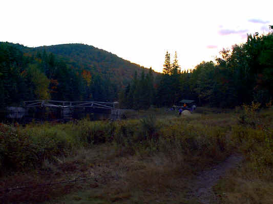 IMAGE048.JPG (266884 bytes)