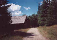 barn1.jpg (98552 bytes)